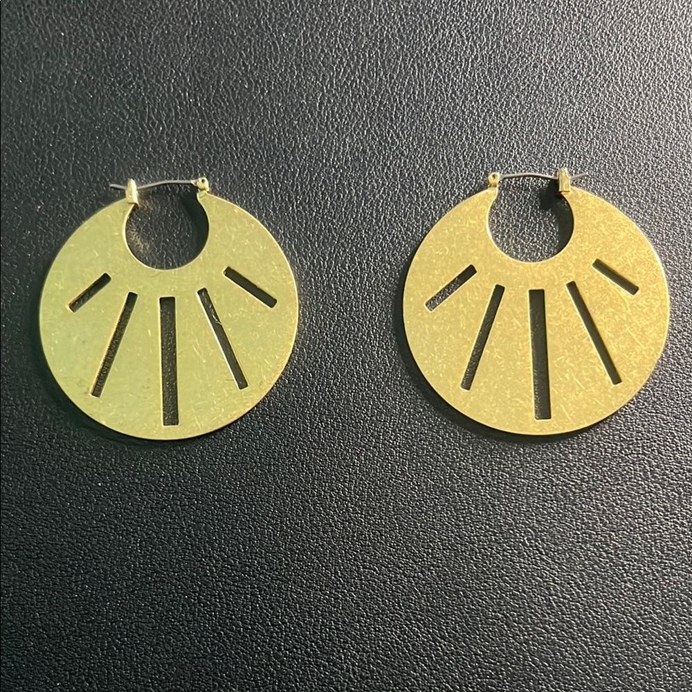 Gold Radiant Earrings